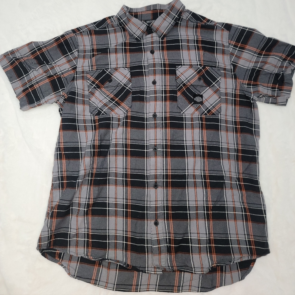 Men's Short-Sleeve Plaid Button-Up Shirt - Grey/Black with Orange Trim